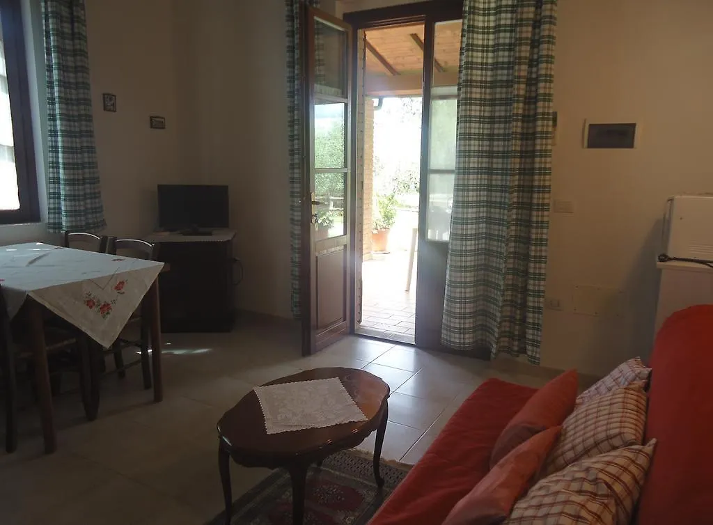 Agriturismo Arcobaleno Bagno Roselle مزرعة للإقامة